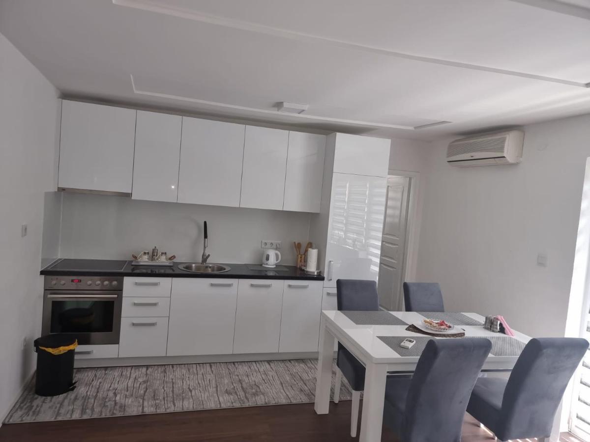 סראייבו Apartments Four Seasons מראה חיצוני תמונה