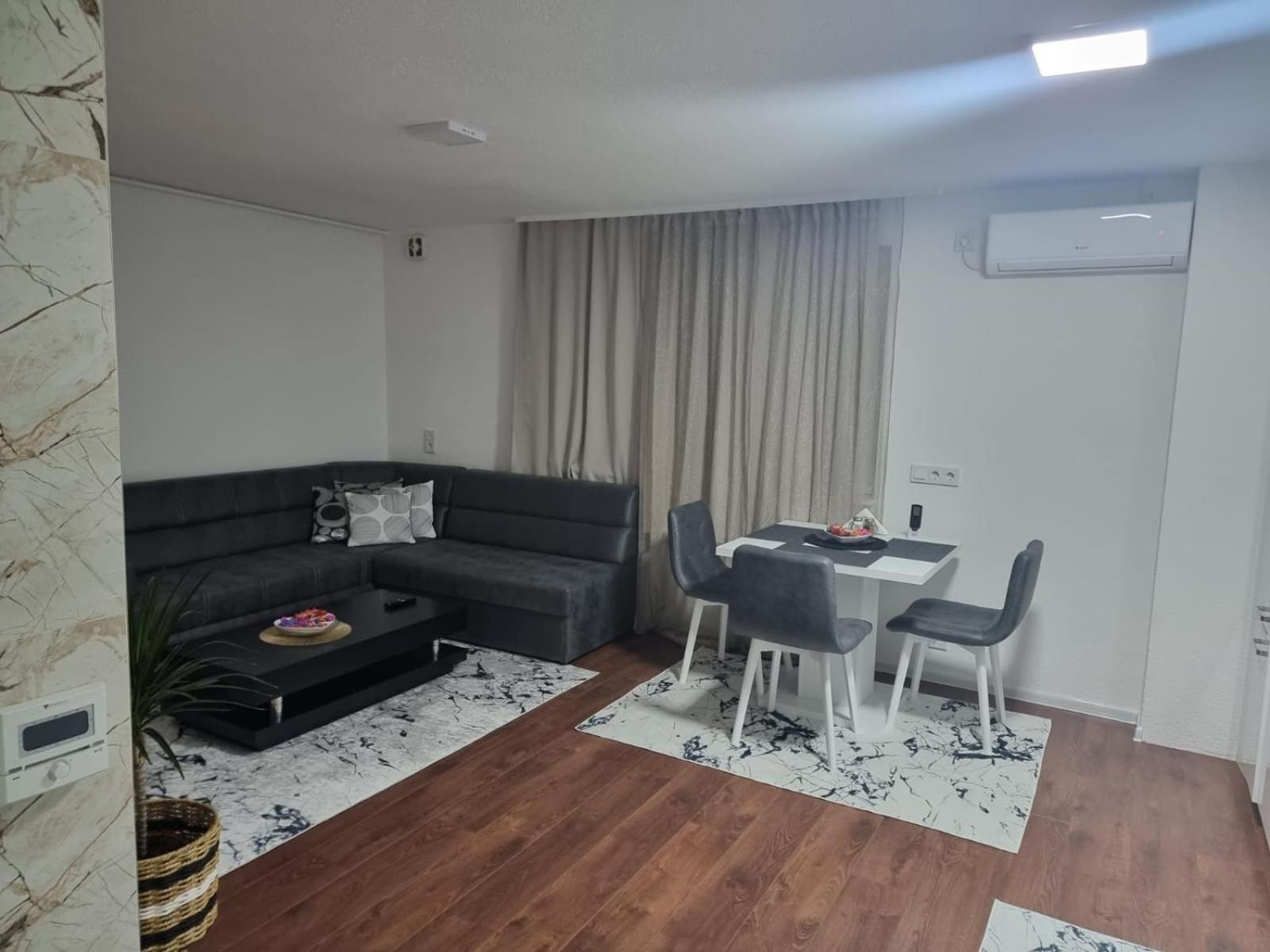סראייבו Apartments Four Seasons מראה חיצוני תמונה